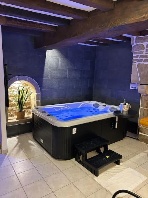 L'Etreinte, Gite De Charme Avec Jacuzzi Interieur Et Sauna Guéméné-sur-Scorff Eksteriør bilde